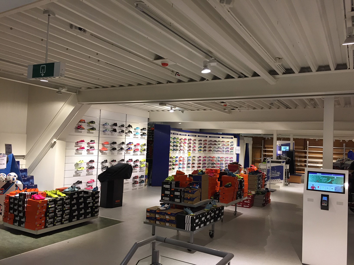 Intersport Raalte spuitwerk en binnenschilderwerk